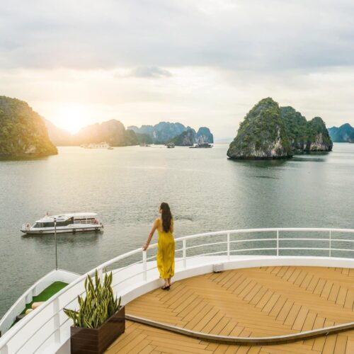 Review Kinh Nghiệm Du Lịch Hạ Long 2 Ngày 1 Đêm
